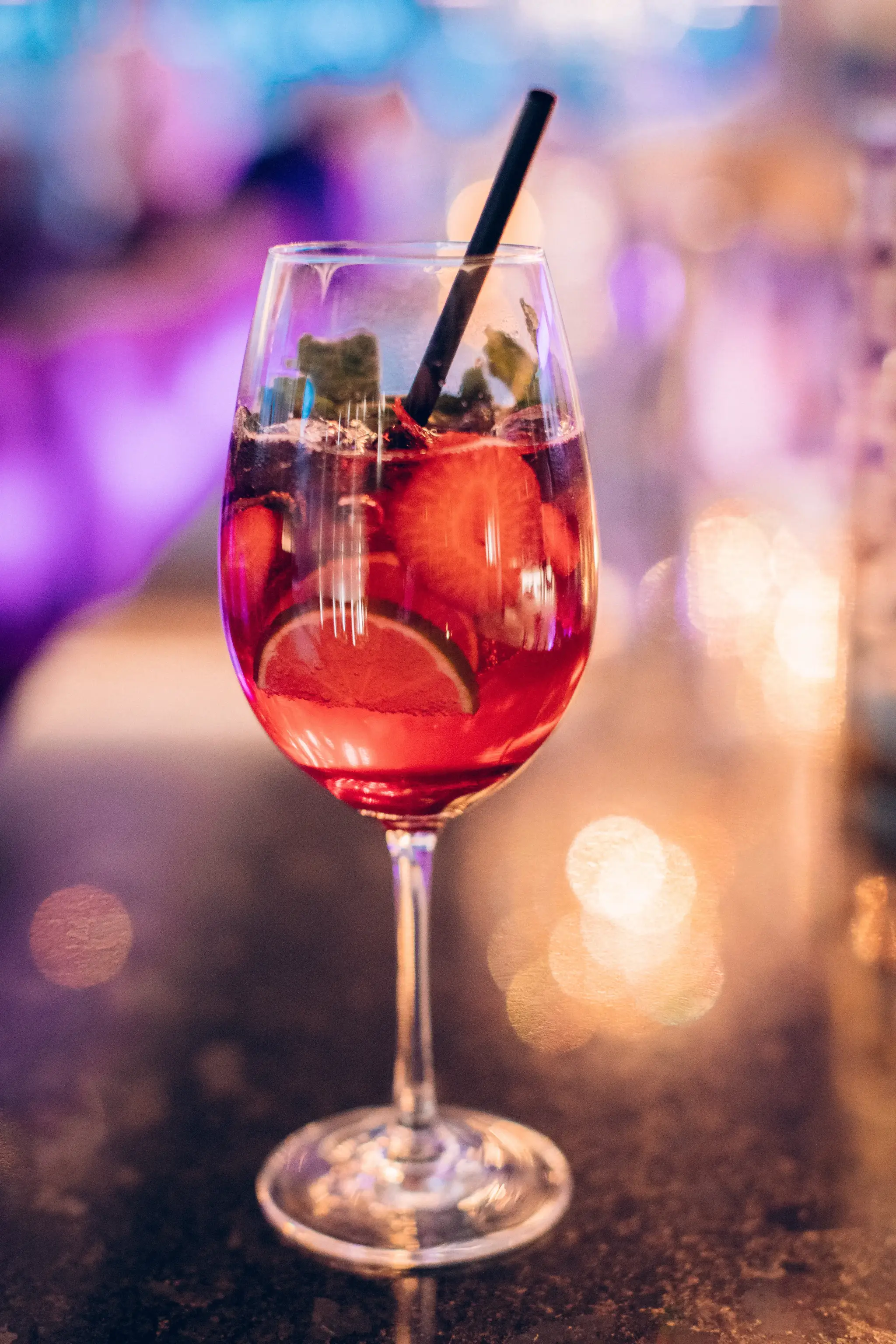 Cocktailkunst an der Bar